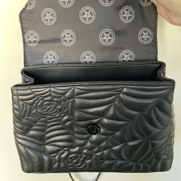 Blackcraft Cult brand quilted shoulder/crossbody bag - Picture 5 of 6